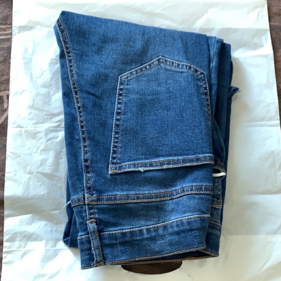 JEANS WITH BELT - Picture 5 of 7